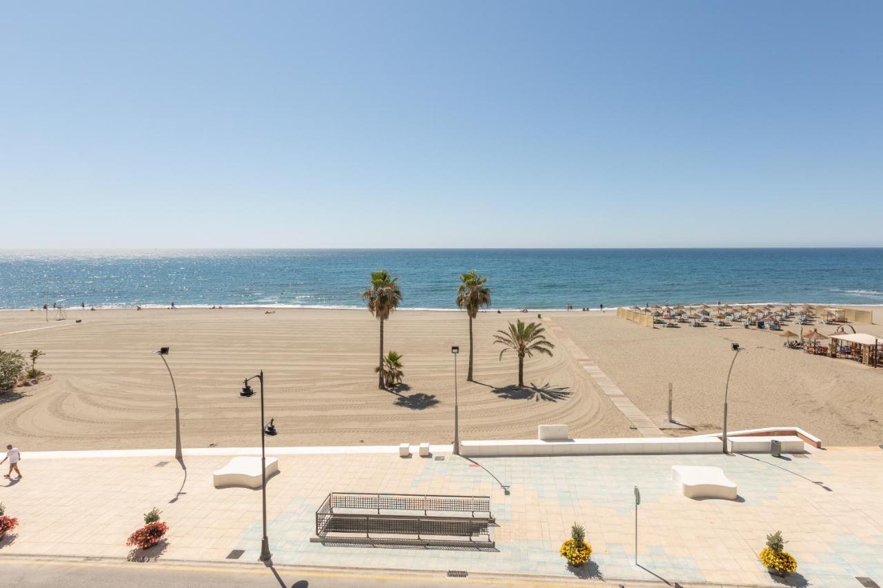 Hanami Avenida De Espana Sea Front Estepona Luaran gambar